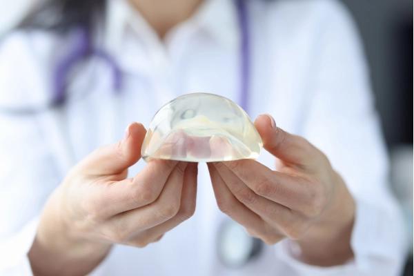 Cách chọn size túi độn phù hợp với vóc dáng và những lưu ý khi nâng ngực