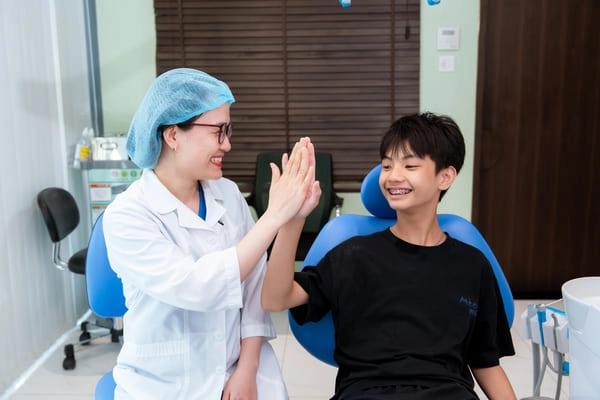 Sâu răng có niềng được không? Cách xử lý sâu răng trước khi niềng